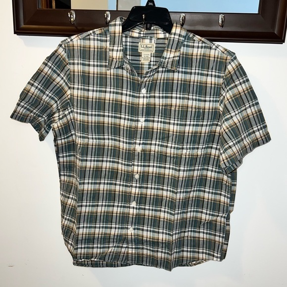 LL Bean Men’s Green Plaid Short Sleeve Button Down Shirt Size XL - Picture 1 of 4